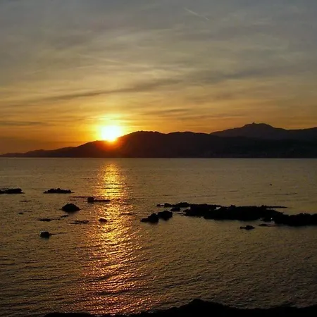 Studio Ajaccio, 1 Pièce, 4 Personnes - Fr-1-61-542 Appartamento