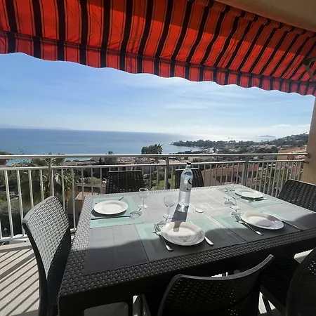 Studio Ajaccio, 1 Pièce, 4 Personnes - Fr-1-61-542 *